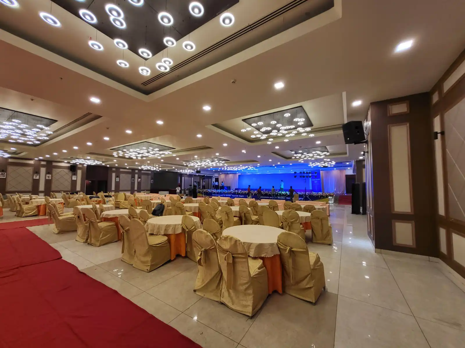 banquet-hall